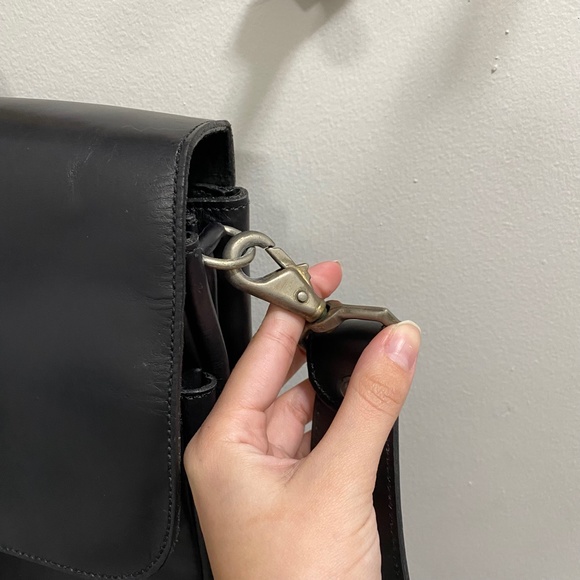 Black Messenger Bag - 100% leather - Picture 10 of 10